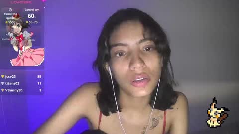 Snapshot of helia_n_amy chatting on 02/12/25, 11:29 Helia Transfem and Amy online show from 02/12/25, 11:29