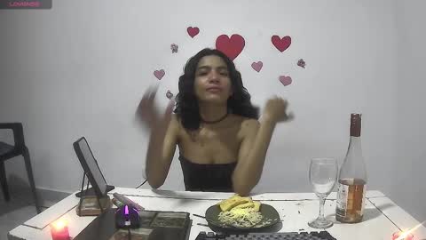 Snapshot of helia_n_amy chatting on 02/15/25, 05:30 Helia Transfem and Amy online show from 02/15/25, 05:30