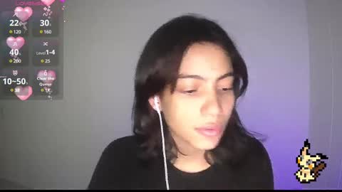 Snapshot of helia_n_amy chatting on 02/19/25, 05:16 Helia Transfem and Amy online show from 02/19/25, 05:16