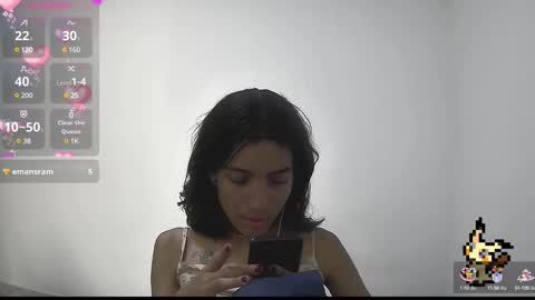 Snapshot of helia_n_amy chatting on 02/20/25, 07:19 Helia Transfem and Amy online show from 02/20/25, 07:19