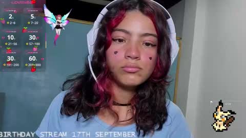 Snapshot of helia_n_amy chatting on 09/13/25, 03:12 Helia Transfem and Amy online show from 09/13/25, 03:12