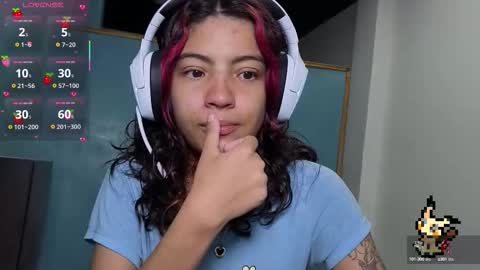 Snapshot of helia_n_amy chatting on 10/09/25, 08:56 Helia Transfem and Amy online show from 10/09/25, 08:56