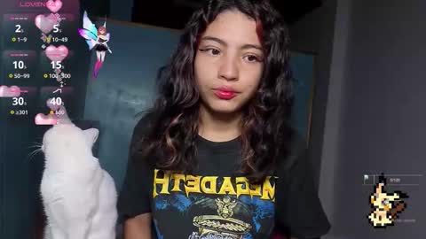 Snapshot of helia_n_amy chatting on 11/03/25, 09:16 Helia Transfem and Amy online show from 11/03/25, 09:16