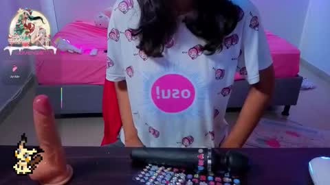 Snapshot of helia_n_amy chatting on 12/03/25, 02:15 Helia Transfem and Amy online show from 12/03/25, 02:15