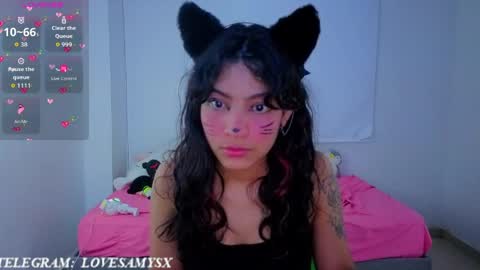 Snapshot of helia_n_amy chatting on 05/15/26, 02:18 Helia Transfem and Amy online show from 05/15/26, 02:18