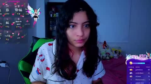 Snapshot of helia_n_amy chatting on 05/29/26, 02:09 Helia Transfem and Amy online show from 05/29/26, 02:09