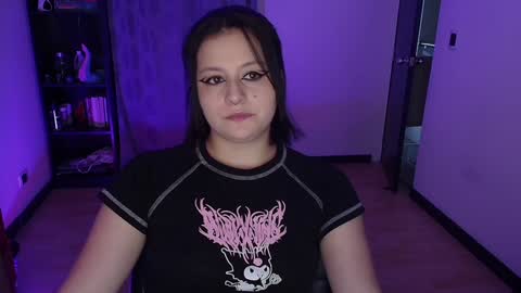 Snapshot of hell_dancer_ chatting on 02/06/25, 11:04 Lexa online show from 02/06/25, 11:04