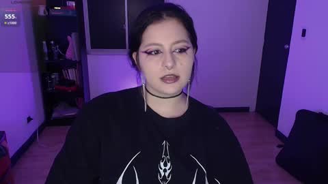 Snapshot of hell_dancer_ chatting on 03/10/25, 11:27 Lexa online show from 03/10/25, 11:27