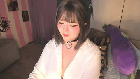 Laura online show from 09/12/25, 03:06