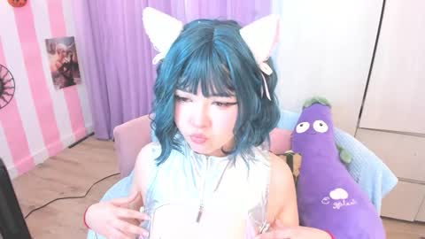 Laura online show from 10/23/25, 01:16