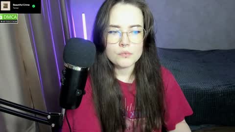 Snapshot of hell_hotline chatting on 12/28/24, 09:08 Red online show from 12/28/24, 09:08