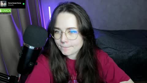 Snapshot of hell_hotline chatting on 12/29/24, 08:58 Red online show from 12/29/24, 08:58