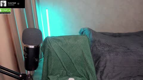 Snapshot of hell_hotline chatting on 01/23/25, 06:03 Red online show from 01/23/25, 06:03