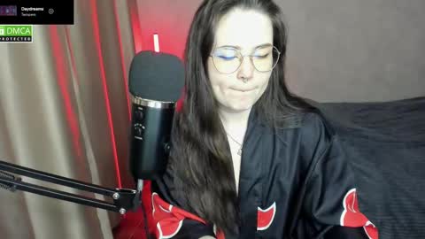 Snapshot of hell_hotline chatting on 02/25/25, 09:57 Red online show from 02/25/25, 09:57