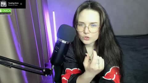 Snapshot of hell_hotline chatting on 02/26/25, 09:16 Red online show from 02/26/25, 09:16