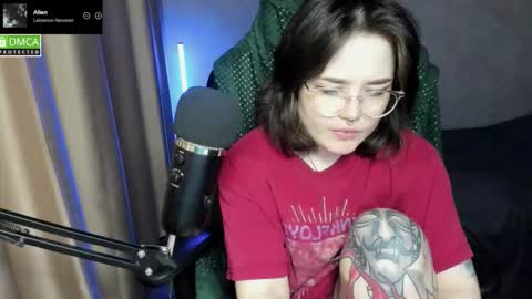 Snapshot of hell_hotline chatting on 02/03/26, 06:57 Red online show from 02/03/26, 06:57