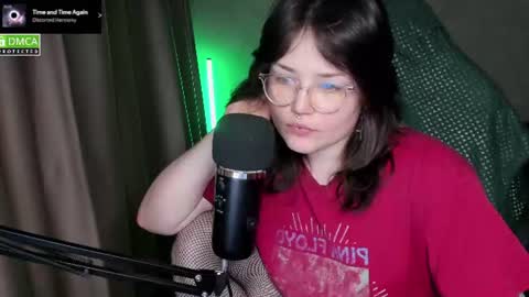 Red online show from 07/07/26, 06:01