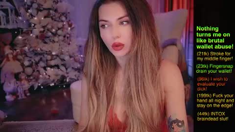 Snapshot of hell_on_heels_ chatting on 12/22/24, 10:25 - show loyalty and subscribe -  online show from 12/22/24, 10:25