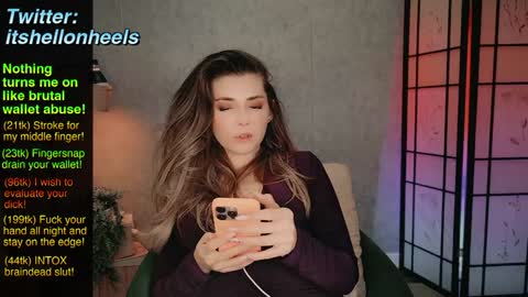 Snapshot of hell_on_heels_ chatting on 02/26/25, 01:11 - show loyalty and subscribe -  online show from 02/26/25, 01:11