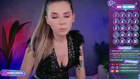 Snapshot of hell_on_heels_ chatting on 09/23/25, 07:44 - show loyalty and subscribe -  online show from 09/23/25, 07:44