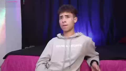   CROW  online show from 09/15/25, 08:42