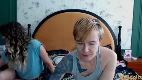 HellDollz  online show from 10/22/25, 08:47