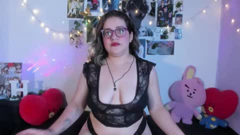 hellen online show from 11/27/25, 04:36