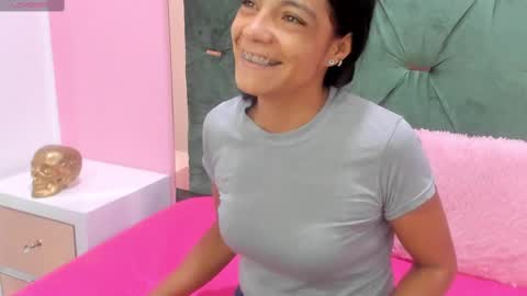 Hellen  online show from 02/15/25, 11:39