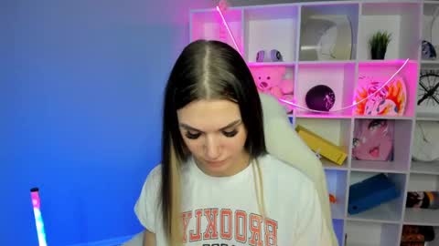 GTM3Mon Tue Wed Thu Fri San 0400 am-1030pm online show from 12/23/24, 01:08