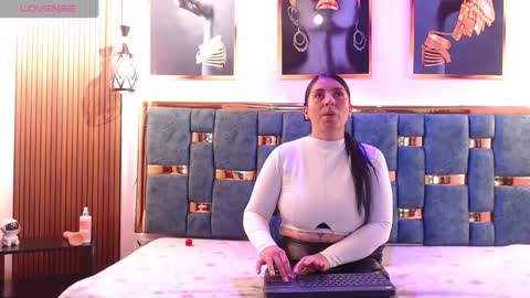 Snapshot of hellen_mark chatting on 05/02/26, 11:04 Hellen. online show from 05/02/26, 11:04