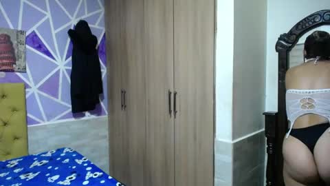 Snapshot of hellen_maya chatting on 05/23/26, 06:34 hellen maya online show from 05/23/26, 06:34