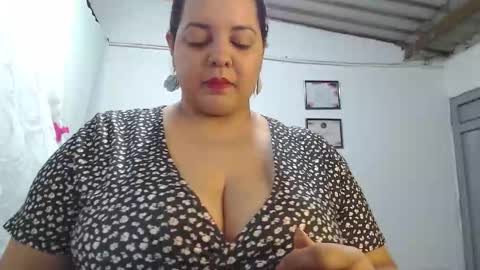 Snapshot of hellen_sevda chatting on 12/02/25, 10:27 Hellen Sevda online show from 12/02/25, 10:27
