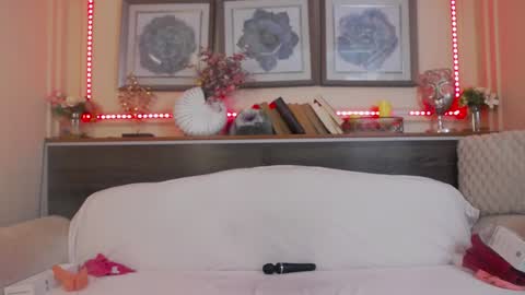    online show from 02/07/25, 10:08