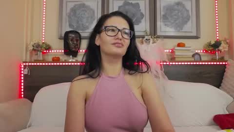    online show from 10/20/25, 02:45