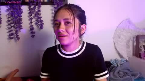 Hellen lopez online show from 04/15/26, 08:53