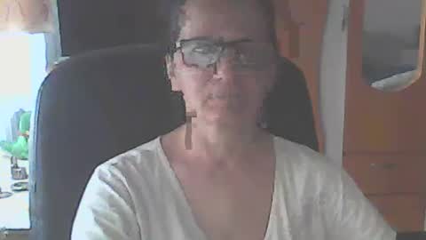 hellenmarie online show from 05/17/26, 10:44