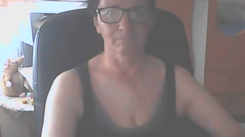 hellenmarie online show from 06/22/26, 10:23