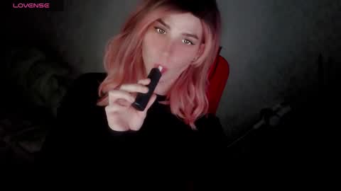 Snapshot of hellenspellman chatting on 11/17/25, 01:28 Helen Spellman online show from 11/17/25, 01:28