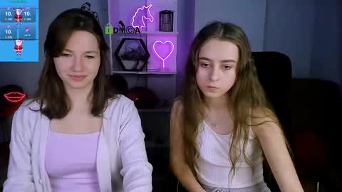 Snapshot of helli_belli chatting on 12/03/25, 08:18 Helli online show from 12/03/25, 08:18