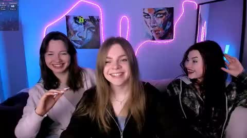 Snapshot of helli_belli chatting on 02/02/26, 08:18 Helli online show from 02/02/26, 08:18