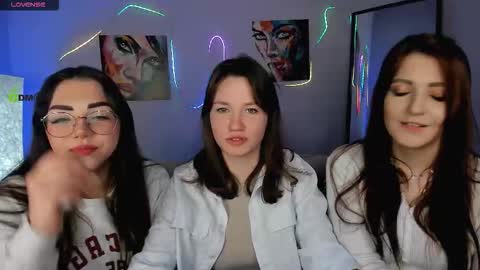 Snapshot of helli_belli chatting on 02/07/26, 08:12 Helli online show from 02/07/26, 08:12