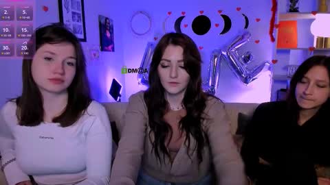 Snapshot of helli_belli chatting on 02/08/26, 08:23 Helli online show from 02/08/26, 08:23