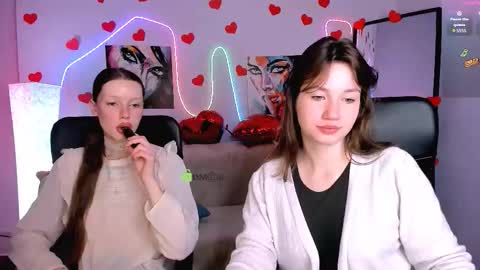 Snapshot of helli_belli chatting on 02/14/26, 08:16 Helli online show from 02/14/26, 08:16