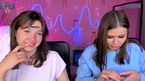 Snapshot of helli_belli chatting on 03/07/26, 08:17 Helli online show from 03/07/26, 08:17