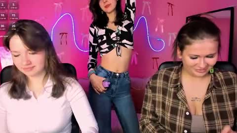 Snapshot of helli_belli chatting on 03/17/26, 08:45 Helli online show from 03/17/26, 08:45