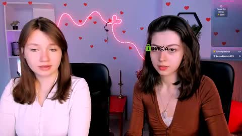 Snapshot of helli_belli chatting on 03/24/26, 08:25 Helli online show from 03/24/26, 08:25