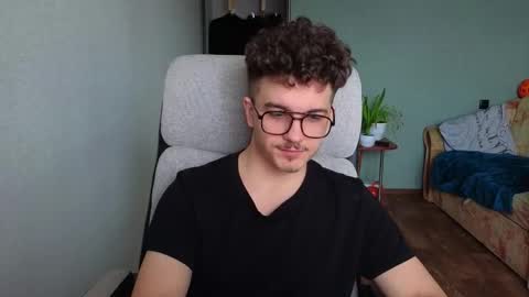 Snapshot of hellish_sugar chatting on 01/06/26, 10:19 Remy online show from 01/06/26, 10:19