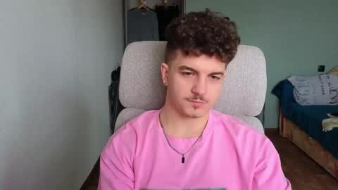 Snapshot of hellish_sugar chatting on 02/17/26, 07:27 Remy online show from 02/17/26, 07:27