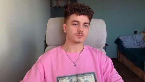 Snapshot of hellish_sugar chatting on 02/19/26, 02:13 Remy online show from 02/19/26, 02:13