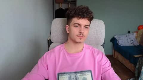 Snapshot of hellish_sugar chatting on 02/23/26, 12:46 Remy online show from 02/23/26, 12:46